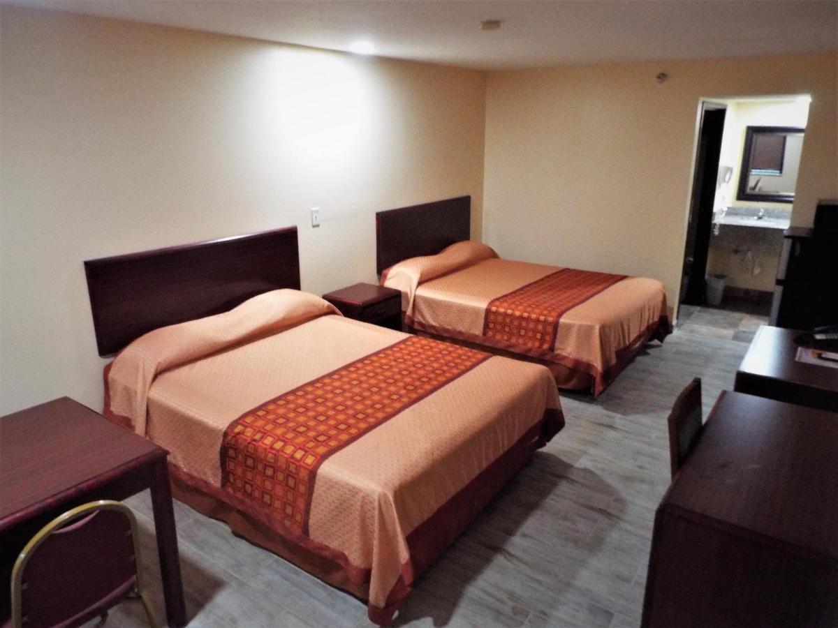 Texas Inn Harlingen Esterno foto