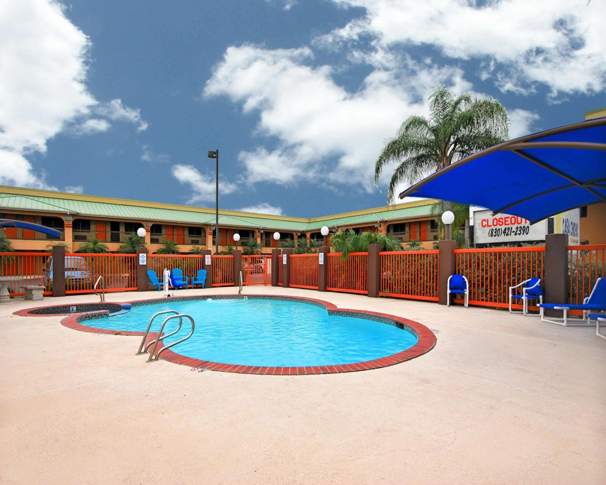 Texas Inn Harlingen Esterno foto